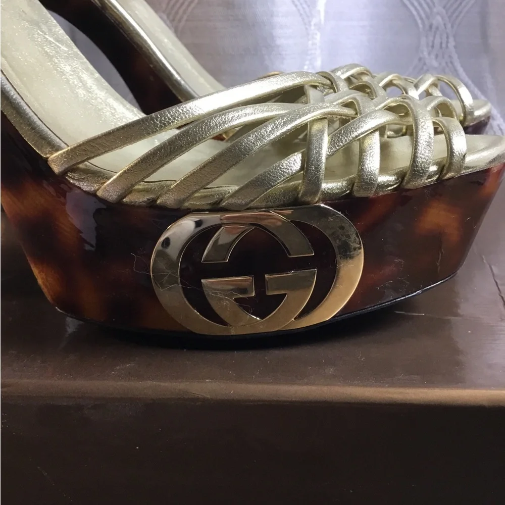 Gucci shiny metallic